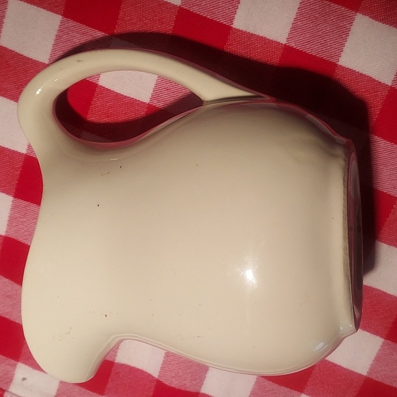 Vintage country Decor.  Small Pitchers lot - Picture 4 of 11